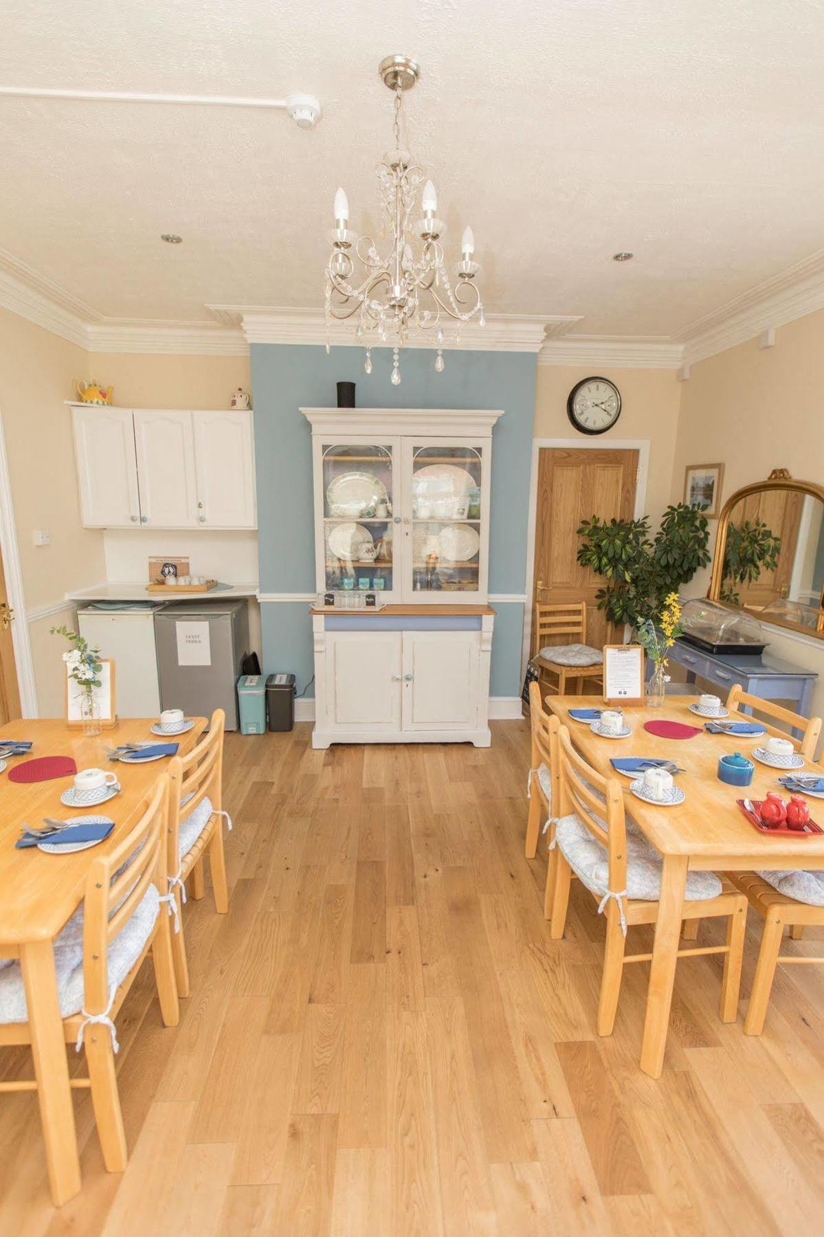 The Maples Bed and Breakfast Hythe  Eksteriør billede